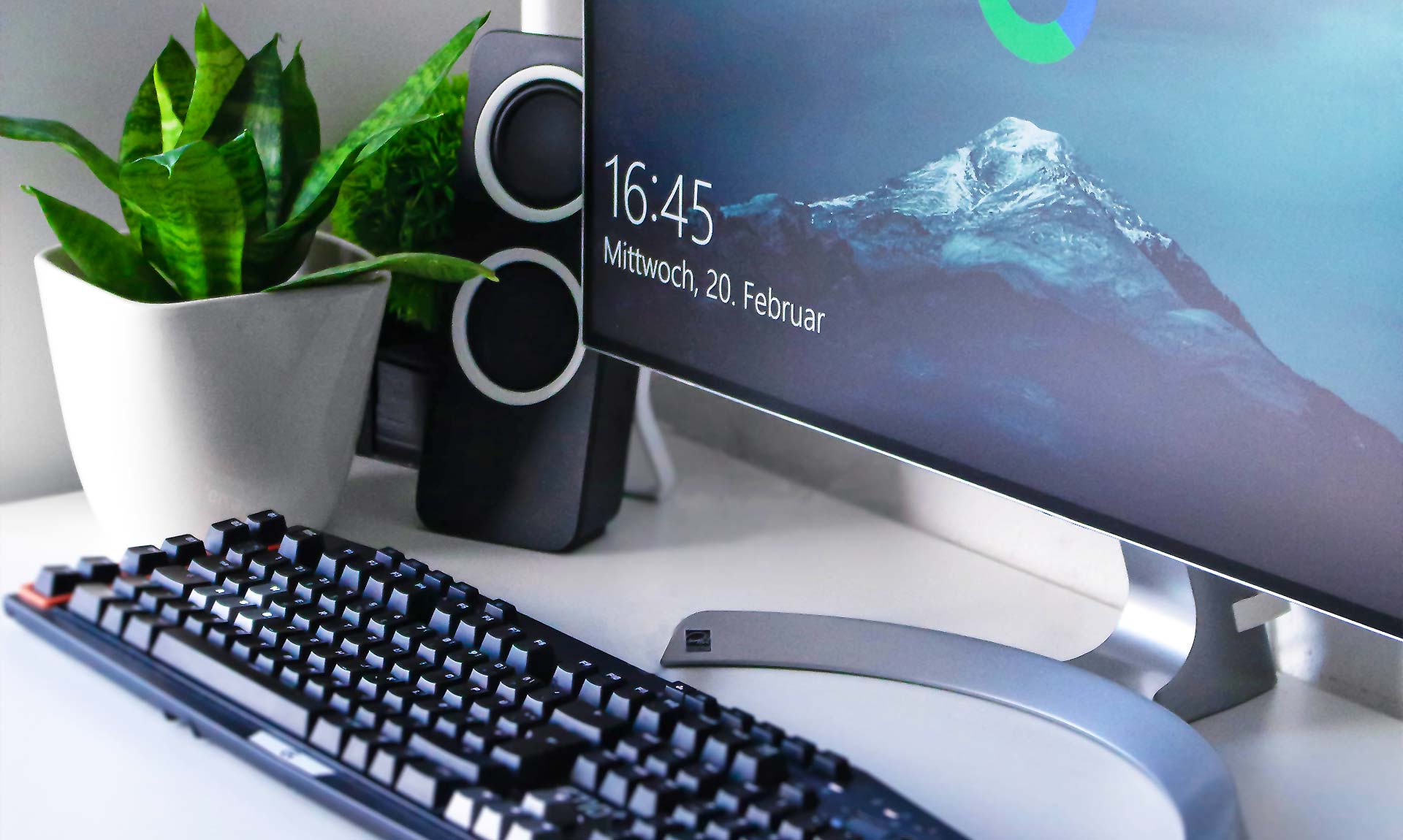 save-money-with-tech